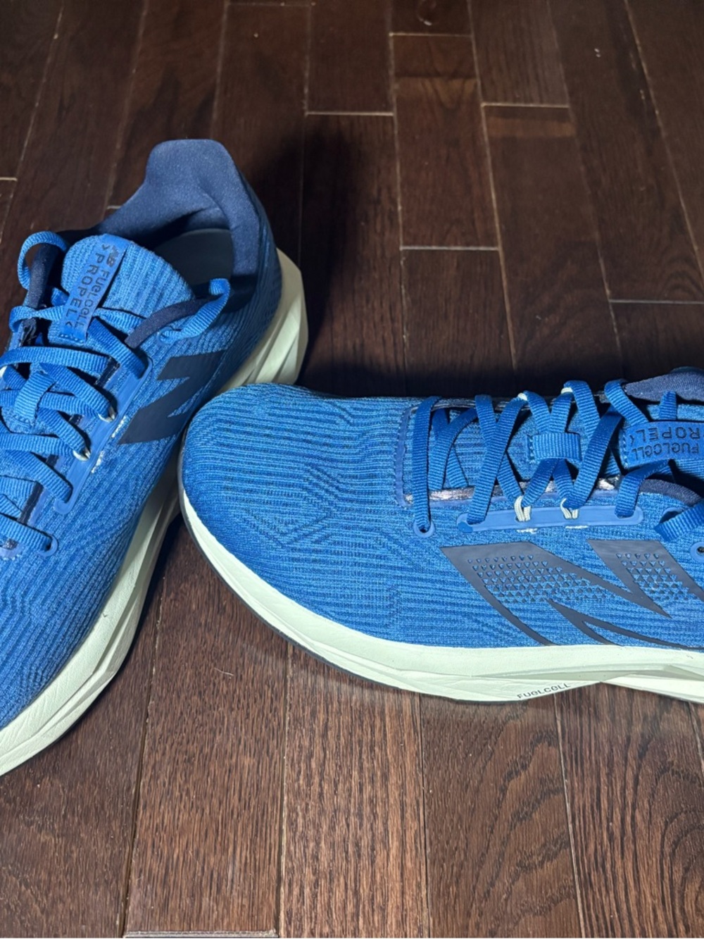 New Balance Fuel Cell Propel